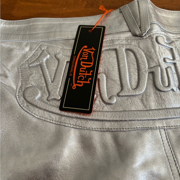 Von Dutch Silver Metallic Jean-Style Shorts New with tags - Picture 2 of 8